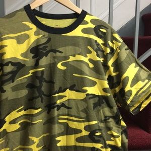 Rothko - (L) Yellow/Green Camouflage T-Shirt  NWOT